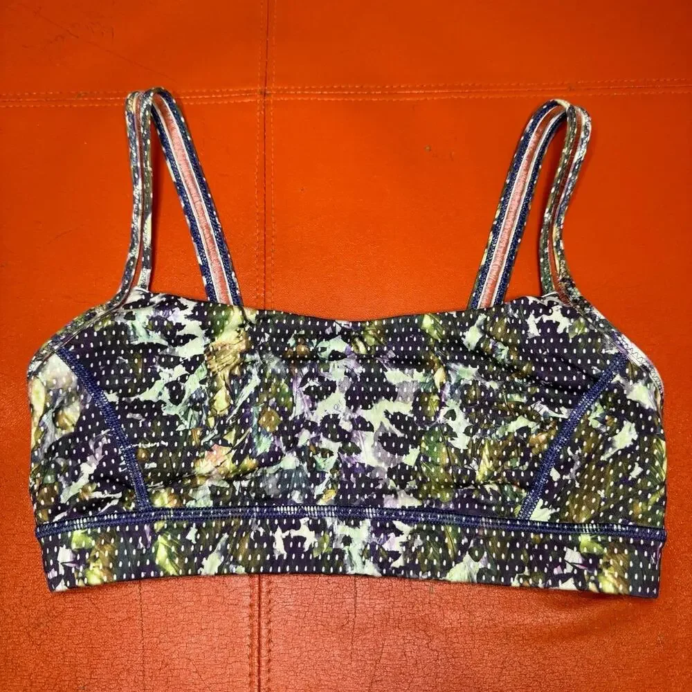 Lululemon athletica Straight Up Bra Size 6